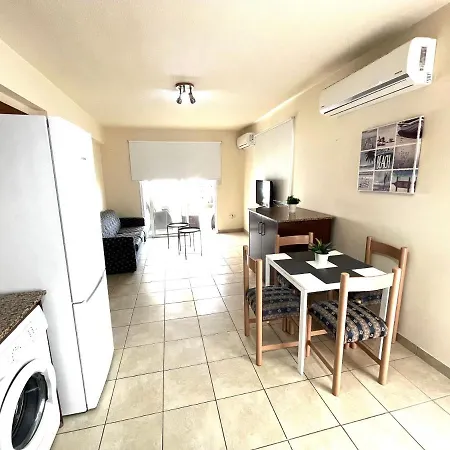 Apartmanhotel Margarita Napa Ajía Nápa