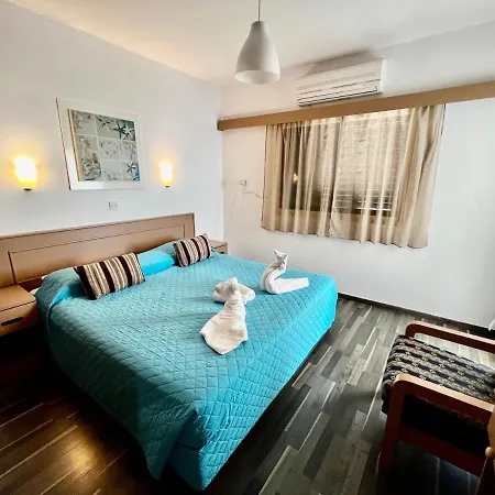 Apartmanhotel Margarita Napa 3*