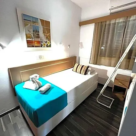 Margarita Napa Ξενοδοχείο με διαμερίσματα Αγία Νάπα