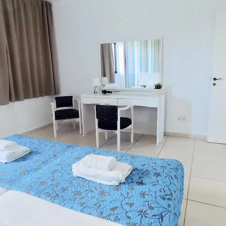 Margarita Napa Apartmanhotel Ajía Nápa