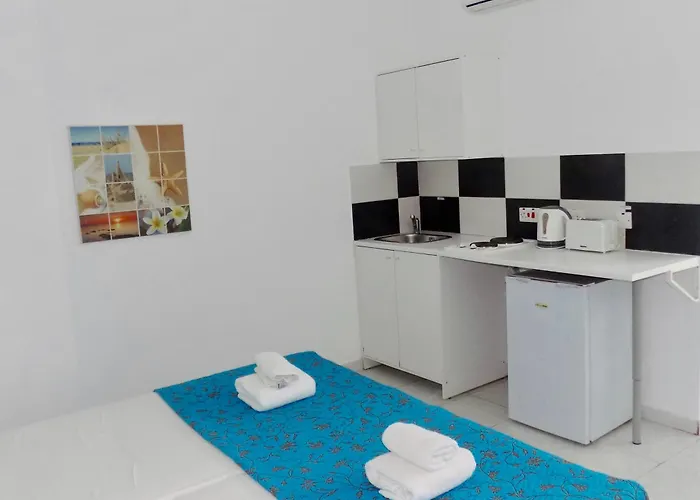 Apartahotel Margarita Napa 3*