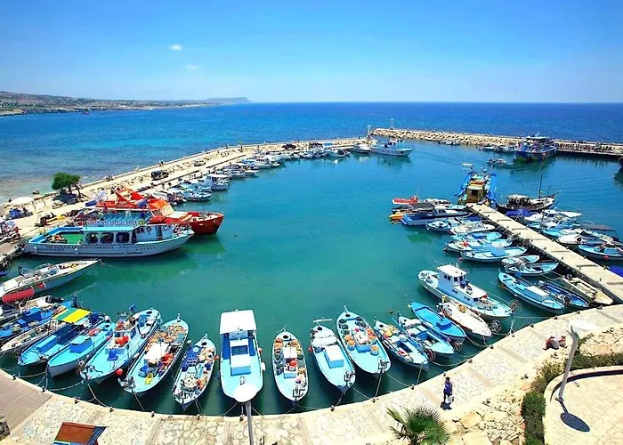 Apartahotel Margarita Napa 3*